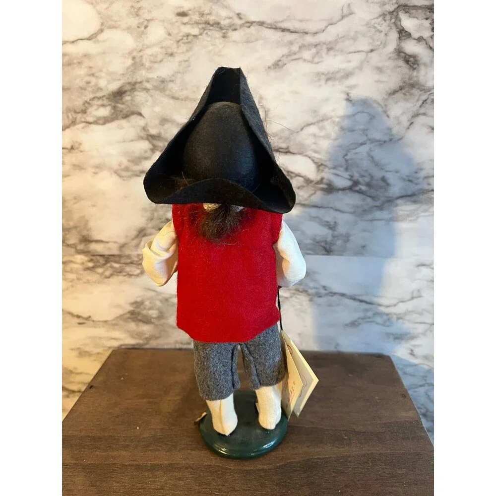 Byers Choice Colonial Williamsburg Caroler Boy Bundle Of Wood Firewood 2002